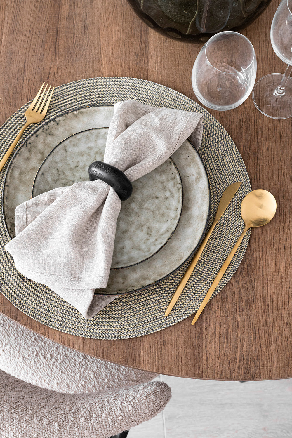 Style, Sparkle and Celebration: Dressing Your Dining Room for the Season