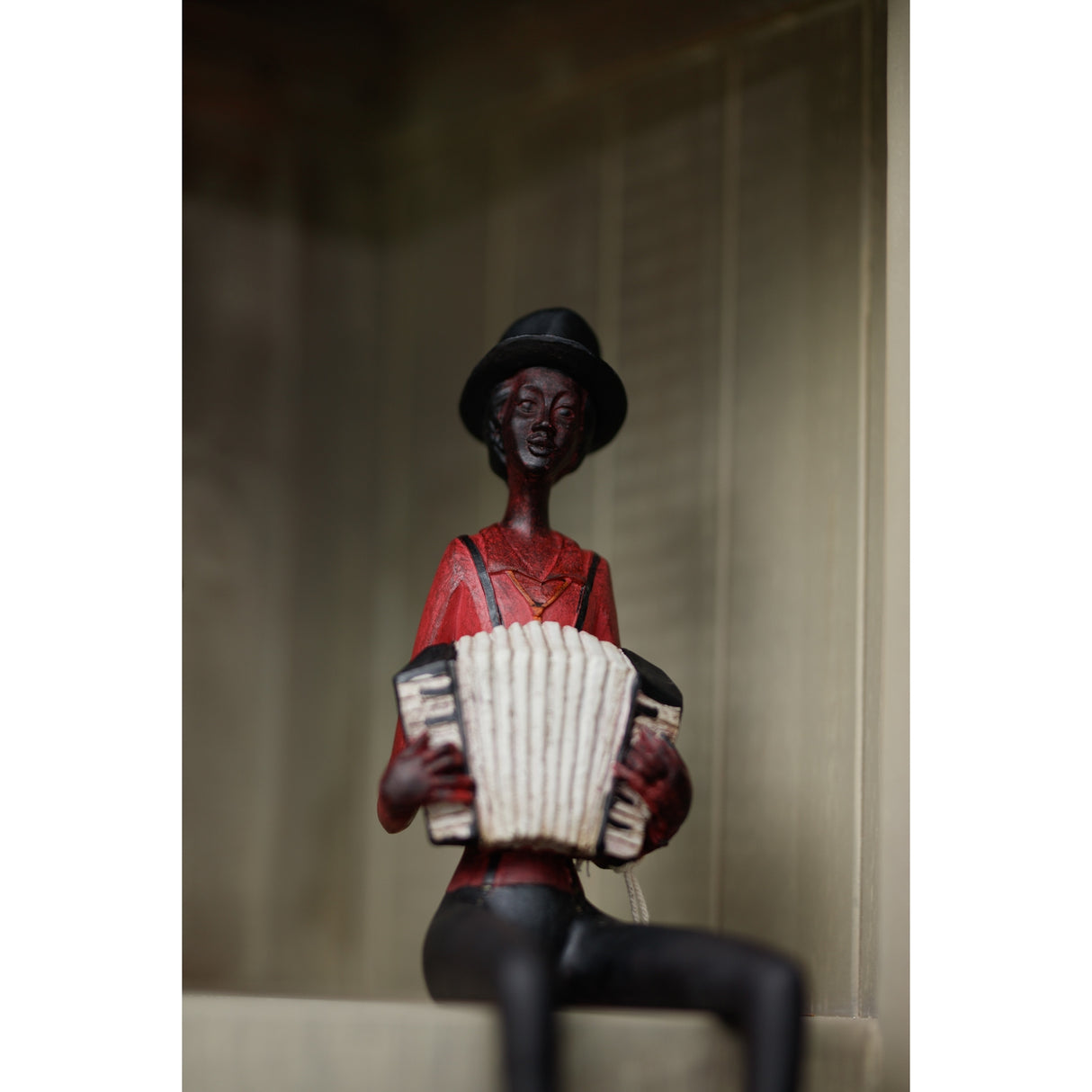 sitting jazz band squeeze box