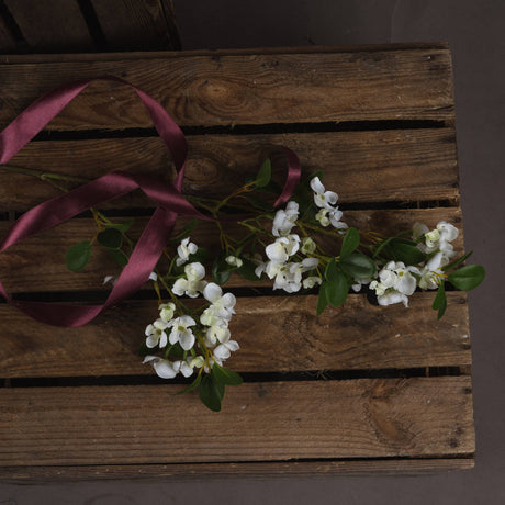 white spring mock orange flower