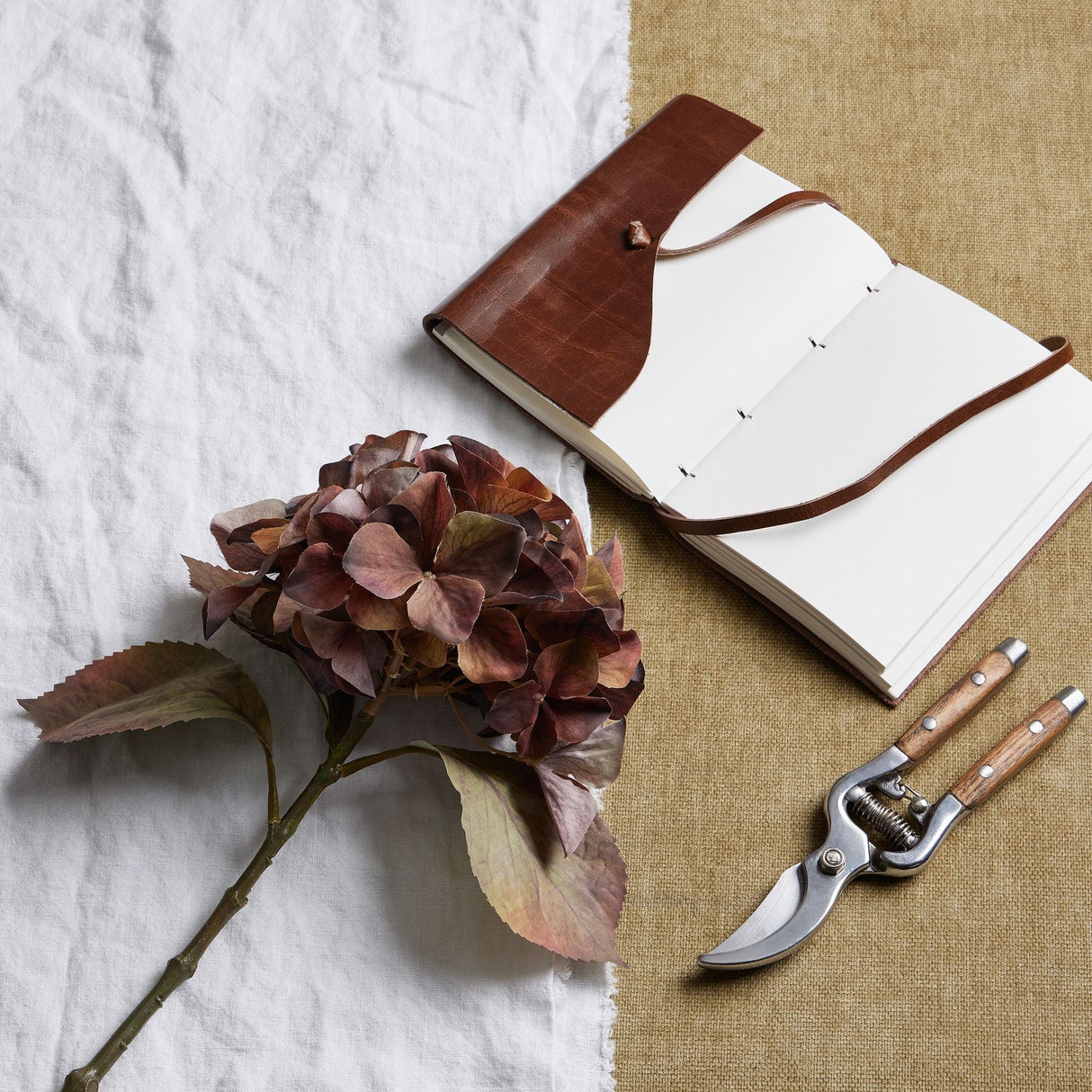Emilie Mixed Autumn Browns Single Hydrangea Stem