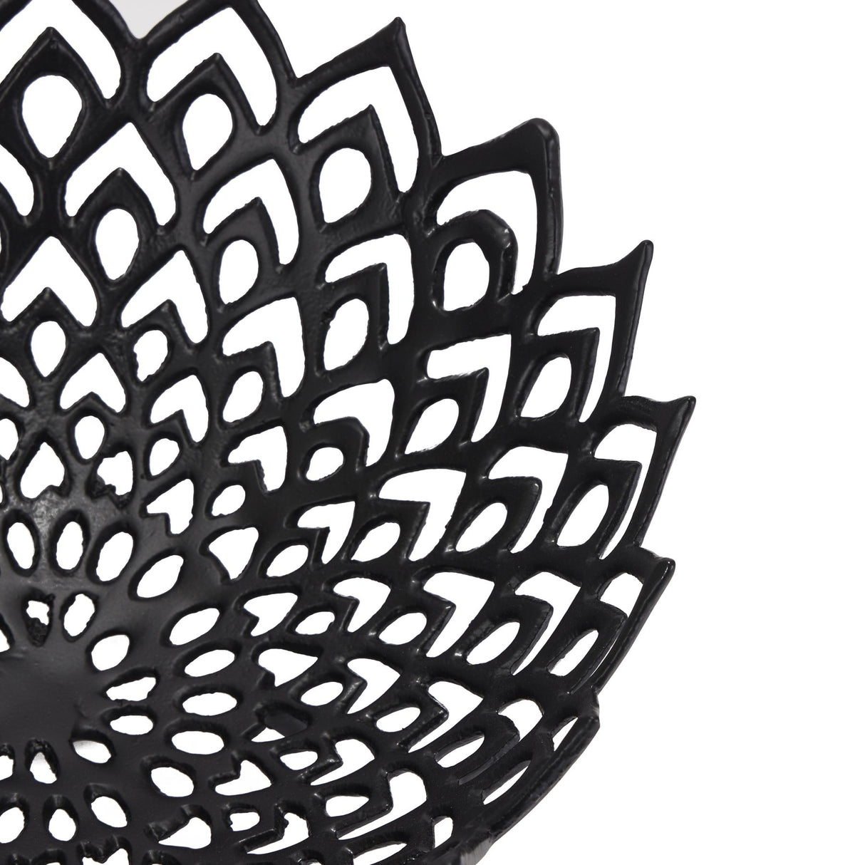 black cast lattice bowl