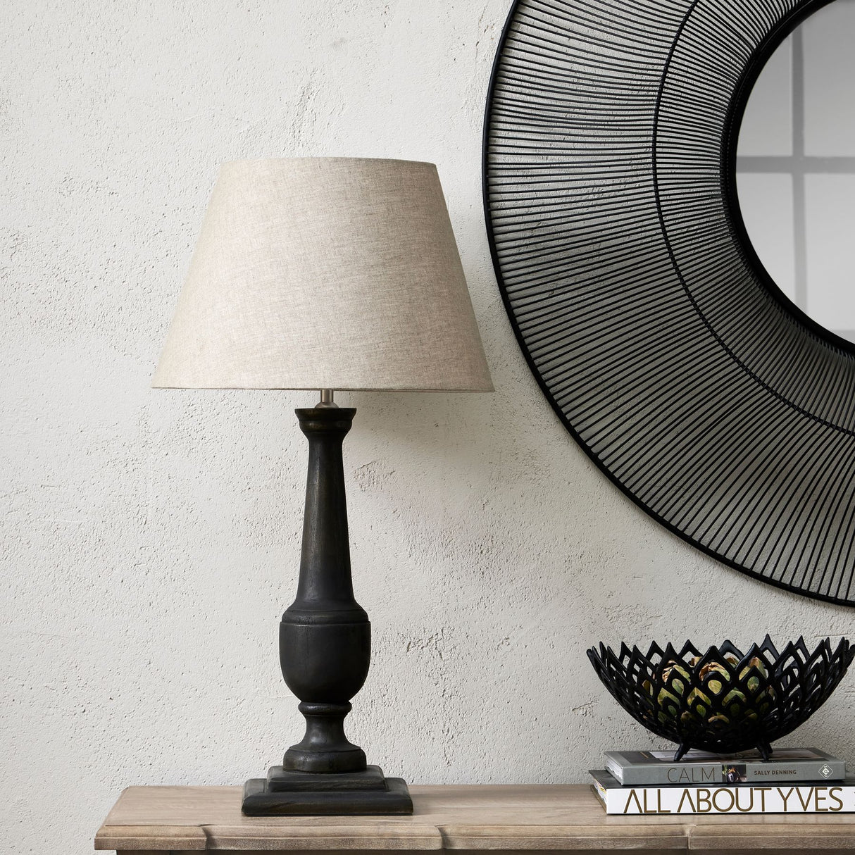 black cast lattice bowl