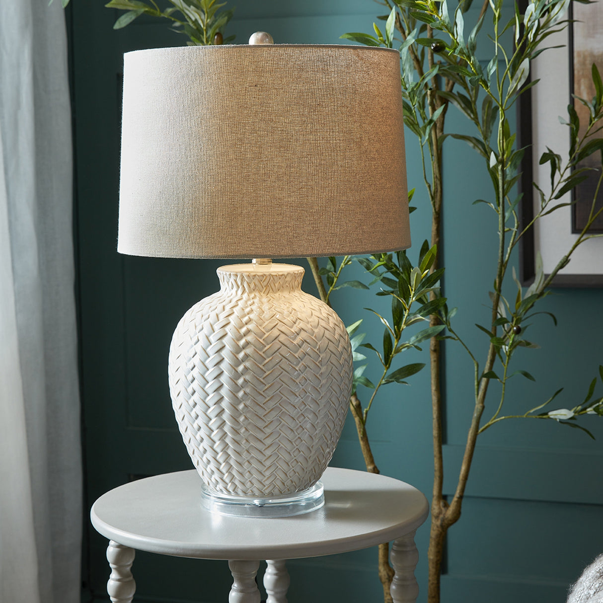 Alice Weave Ceramic Table Lamp With Linen Shade