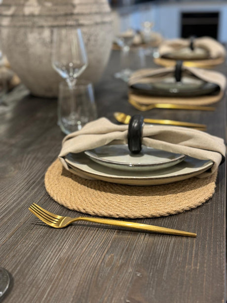 Chantal Set of 4 Cream Organic Shape Dinner Plates