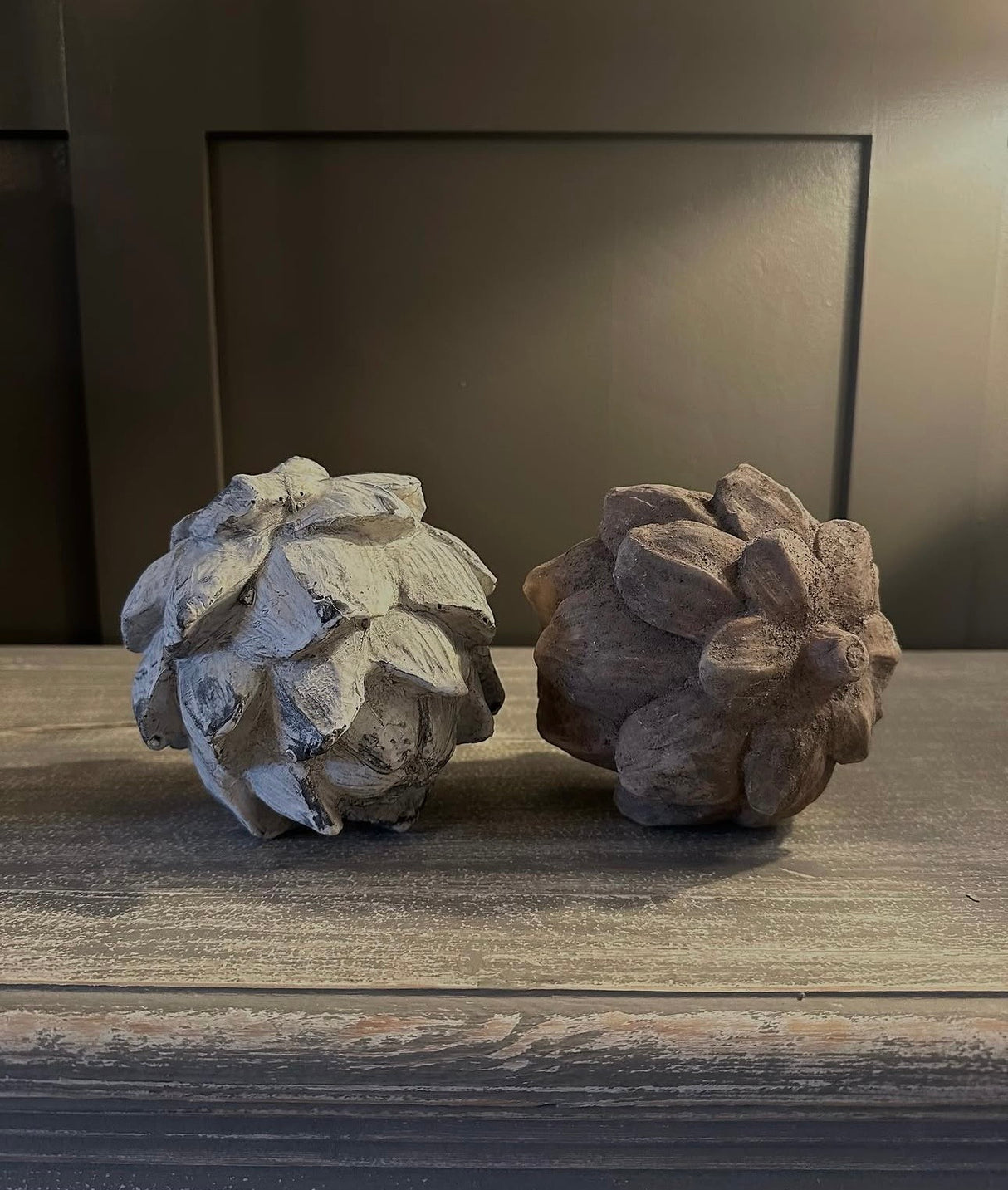 Sabine Distressed Rustic Artichoke
